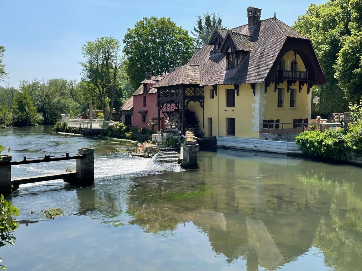 VILLA SPA PERRET-4 Étoiles-PARC de 3 Ha au pied du PARC NATUREL DU VEXIN NORMAND-Châteaux -Nature-Ballades-VTT-Cheval-Golf-À 5 Mn de GIVERNY-Jardins de MONET-Musée IMPRESSIONNISTE-Pour 2 Nuitées SAUNA ou JACUZZI offert en Hiver ou PISCINE en Été ou H Sainte-Genevieve-les-Gasny Exterior foto