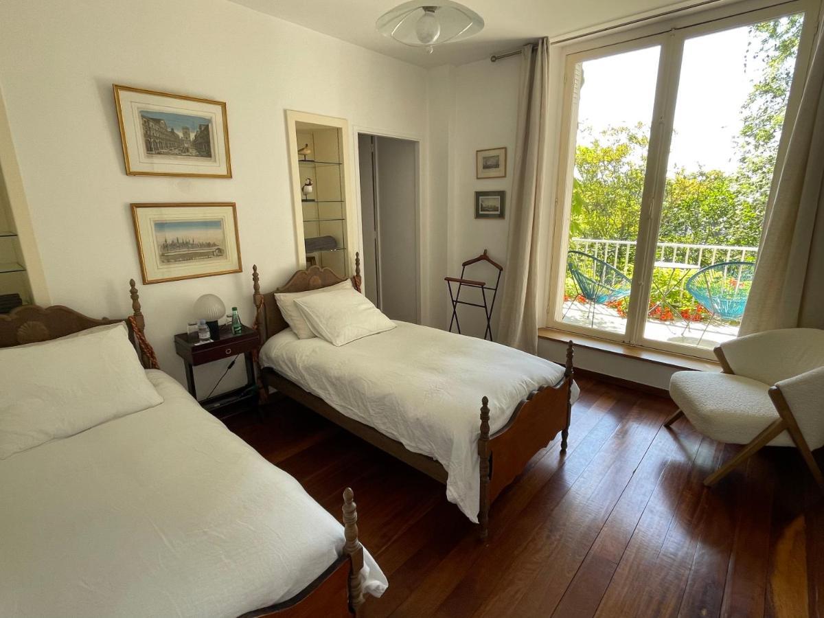 VILLA SPA PERRET-4 Étoiles-PARC de 3 Ha au pied du PARC NATUREL DU VEXIN NORMAND-Châteaux -Nature-Ballades-VTT-Cheval-Golf-À 5 Mn de GIVERNY-Jardins de MONET-Musée IMPRESSIONNISTE-Pour 2 Nuitées SAUNA ou JACUZZI offert en Hiver ou PISCINE en Été ou H Sainte-Genevieve-les-Gasny Exterior foto
