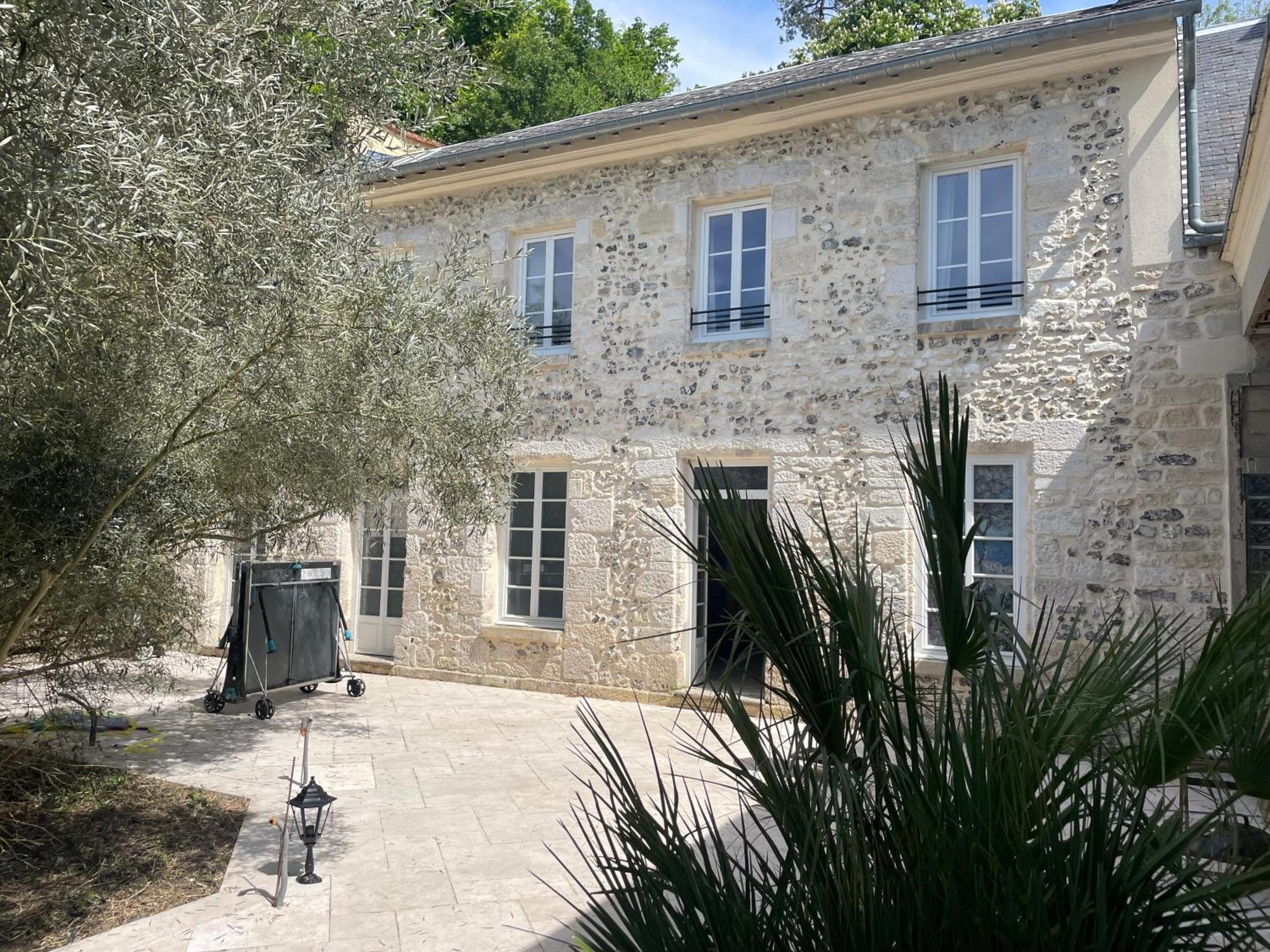 VILLA SPA PERRET-4 Étoiles-PARC de 3 Ha au pied du PARC NATUREL DU VEXIN NORMAND-Châteaux -Nature-Ballades-VTT-Cheval-Golf-À 5 Mn de GIVERNY-Jardins de MONET-Musée IMPRESSIONNISTE-Pour 2 Nuitées SAUNA ou JACUZZI offert en Hiver ou PISCINE en Été ou H Sainte-Genevieve-les-Gasny Exterior foto