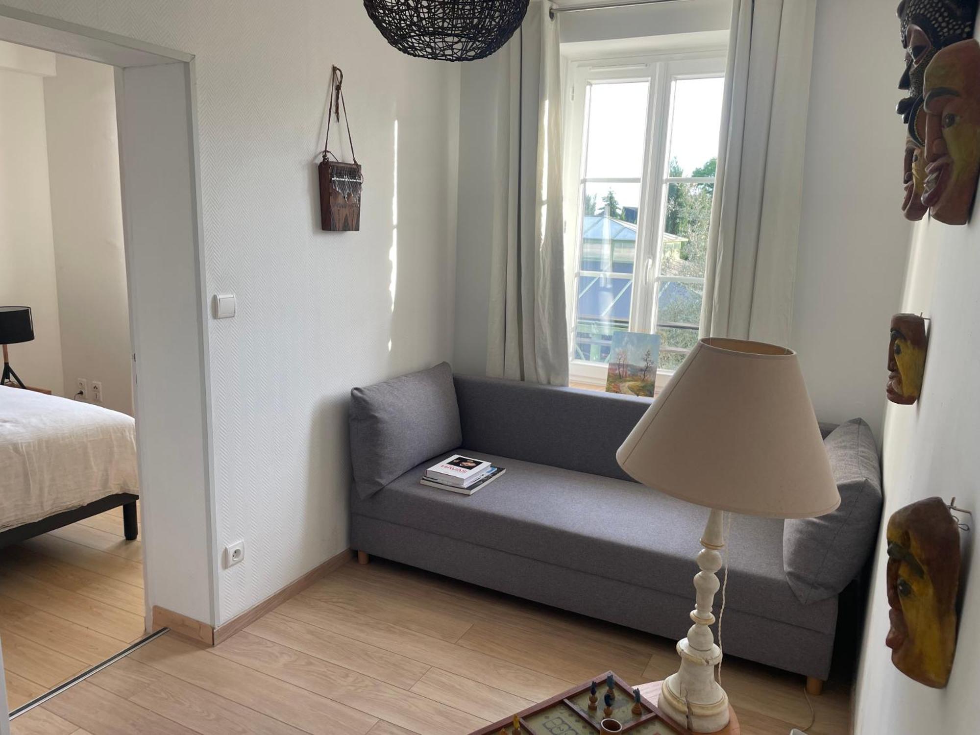 VILLA SPA PERRET-4 Étoiles-PARC de 3 Ha au pied du PARC NATUREL DU VEXIN NORMAND-Châteaux -Nature-Ballades-VTT-Cheval-Golf-À 5 Mn de GIVERNY-Jardins de MONET-Musée IMPRESSIONNISTE-Pour 2 Nuitées SAUNA ou JACUZZI offert en Hiver ou PISCINE en Été ou H Sainte-Genevieve-les-Gasny Habitación foto